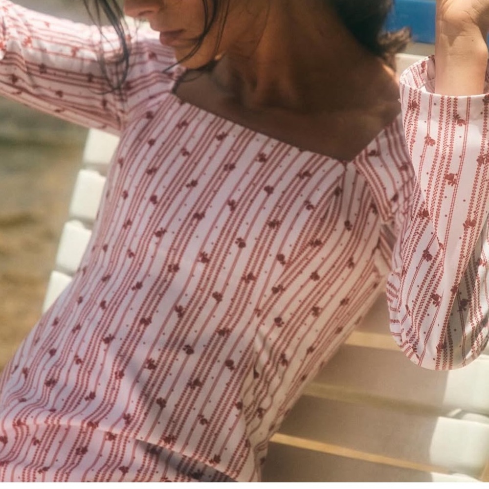 Byrdie Golf Social Wear Square-Neck Long Sleeve Pink Dress with removable cape - Picture 9 of 9